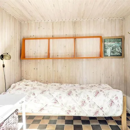 6786-allinge-asbakken-14 *